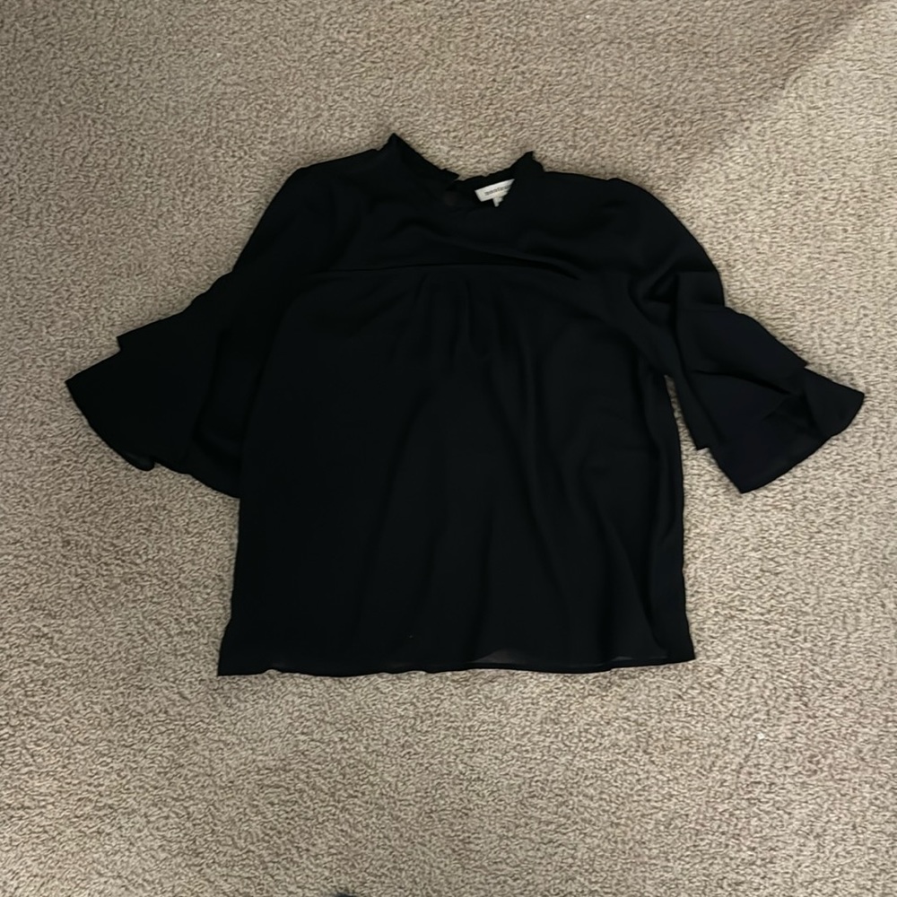 Black boutique top